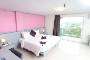 Convenient Grand Plus Hotel Suvarnabhumi Room Type - Superior Double Room
