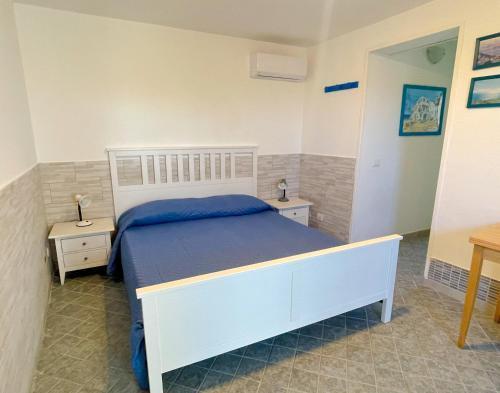 LA PERLA BIANCA Apartment - Near Train Station and Best Beaches with Amazing Sunsets - Tap to explore photos