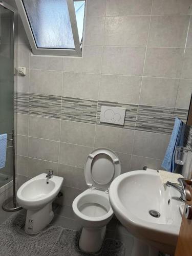 Domus Adele - Tap to explore photos