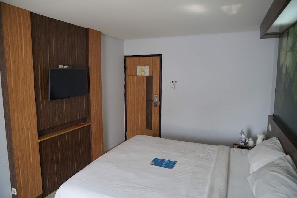 D'Arcici Hotel Sunter Room Type - Deluxe Room (King)