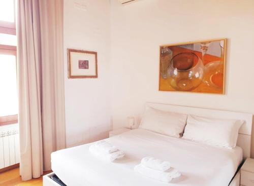 HC - Palazzo Altieri Exclusive Penthouses - Tap to explore photos