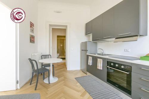 C M Civitas Leonina Luxury Room Type - One-Bedroom Apartment C M Civitas Leonina Luxury Room Type - One-Bedroom Apartment