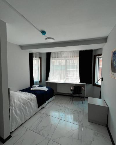 Room in a digital nomad house 107