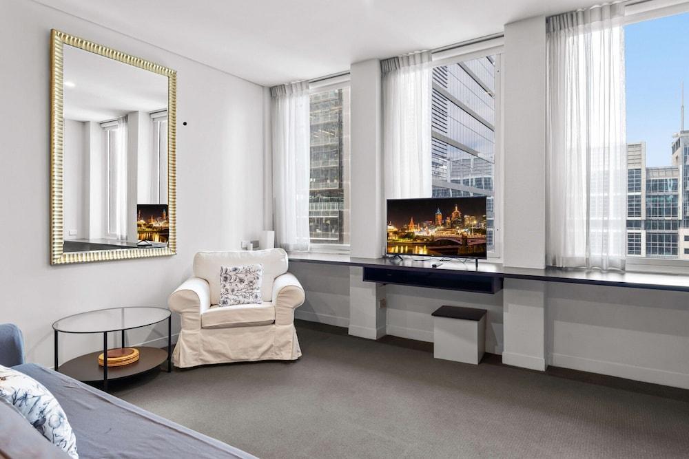 Cosy Studio in the City Centre - Tap to explore photos