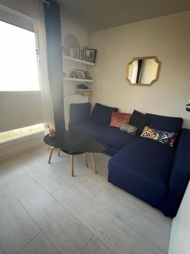 Cosy Apartment in Paris - Buttes Montmartre - Tap to explore photos