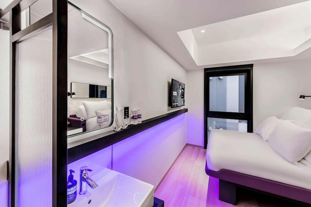 YOTEL Tokyo Ginza - Tap to explore photos