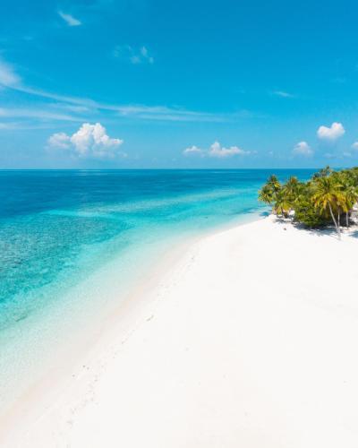 Baa Sand Maldives - Tap to explore photos