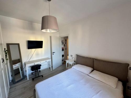 Cozy Apartment with Metro Link to the Colosseum