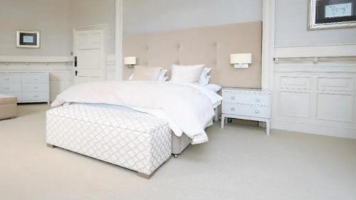 Langham Apartment -PremiumLondonApt - Tap to explore photos