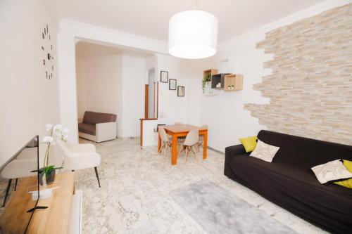 RHOME SUITE VATICAN APTS - Tap to explore photos