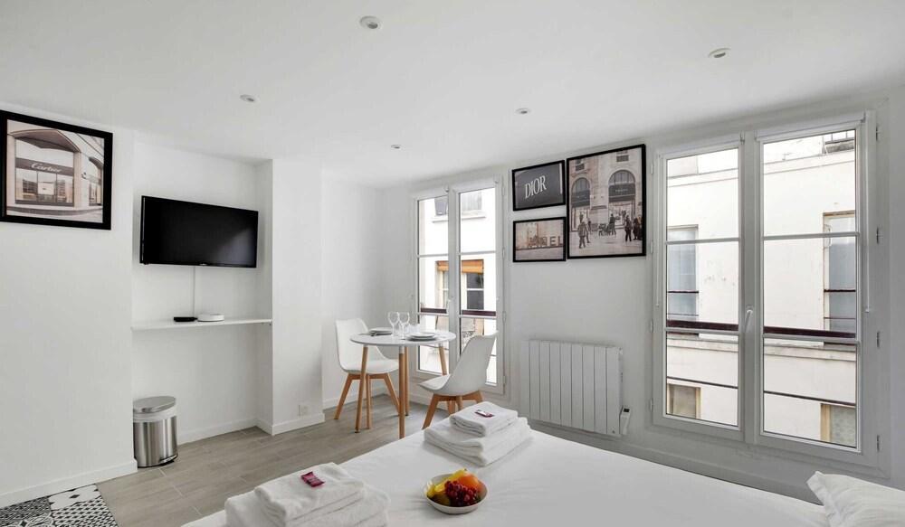 Intimate Apartment - 2P - Le Marais - Tap to explore photos
