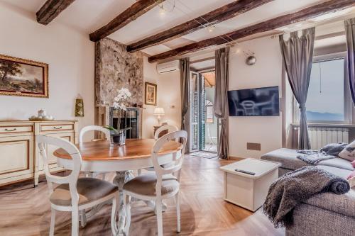 Country Chic House Room Type - Two-Bedroom House