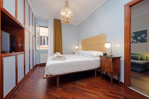 La Petite Urbana Apartment - Tap to explore photos