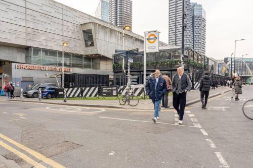 New Modern Studio in Bricklane