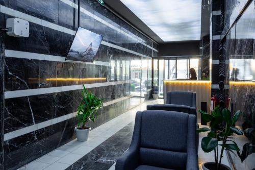 Atm Suit Otel Room Type - Deluxe Triple Room Atm Suit Otel Room Type - Deluxe Triple Room