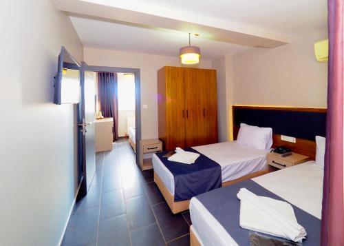 Diamond Hotel Old Town Room Type - Family Suite with Balcony