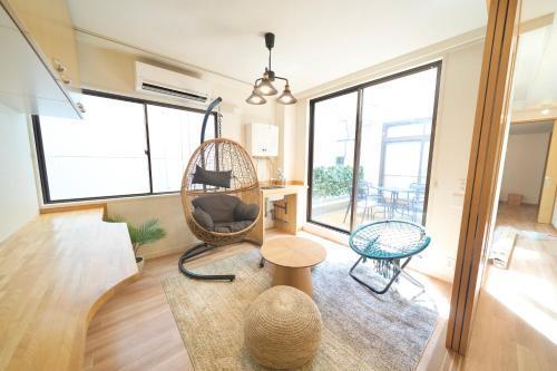 FINOA Penthouse Suite Ikebukuro Sunshine - Tap to explore photos