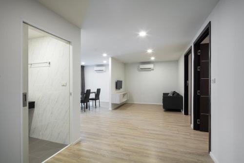 The Rizin Hotel Phratamnak Room Type - Two-Bedroom Suite