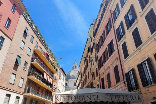 Classic roman home next to Popolo Square Room Type - One-Bedroom Apartment Classic roman home next to Popolo Square Room Type - One-Bedroom Apartment