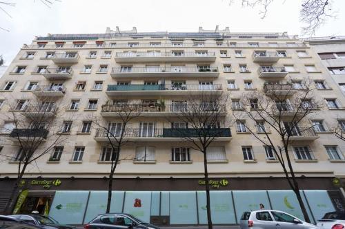 Charmant studio Paris 16ème MICHEL ANGE - 34m2