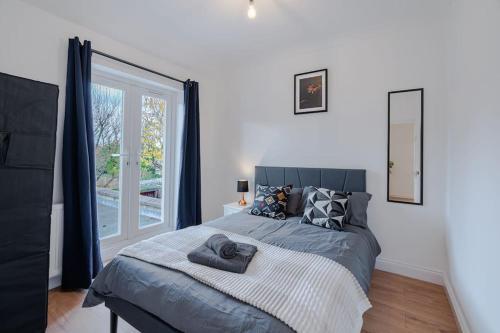 Putney Haven 3BR 2Bath Sleeps 8 free Parking and WiFi