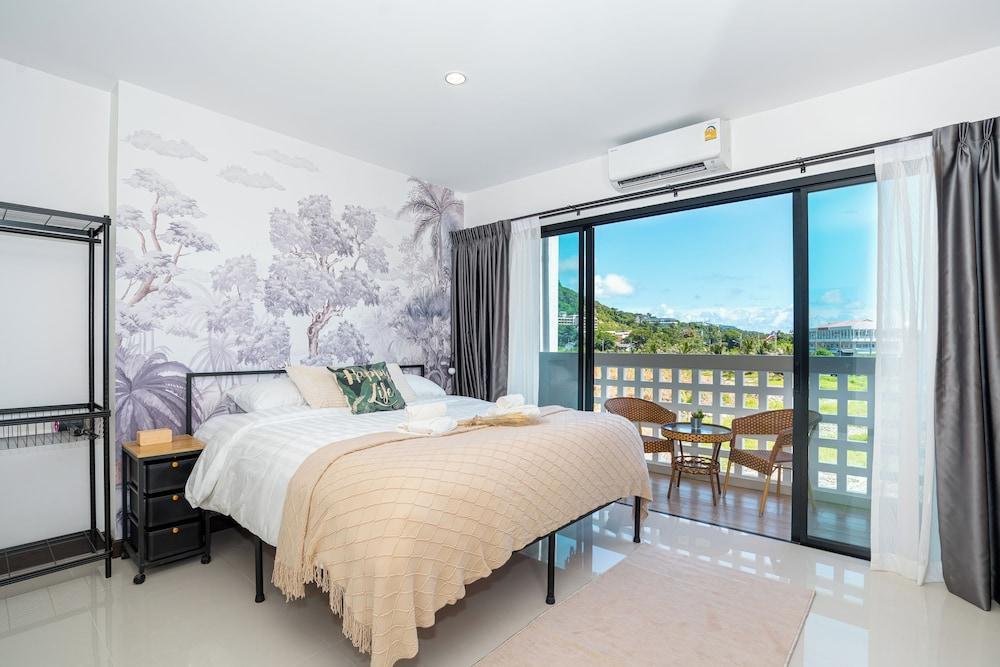 Mitsu Guesthouse, Karon Beach Room Type - Superior Double Room