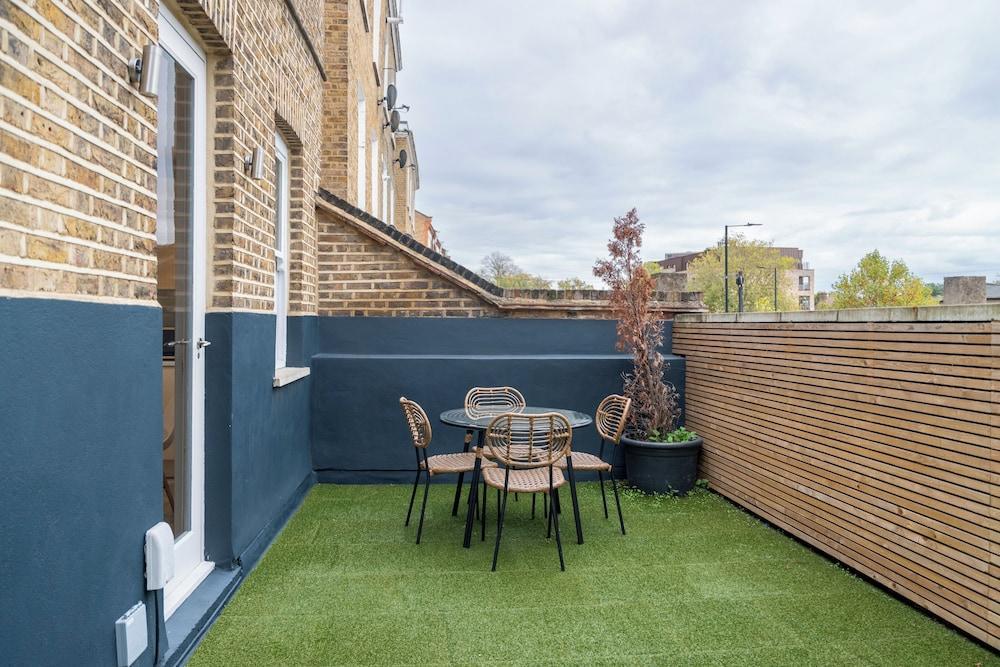 Brixton/2bed Flat/privateterrace/tv/wifi