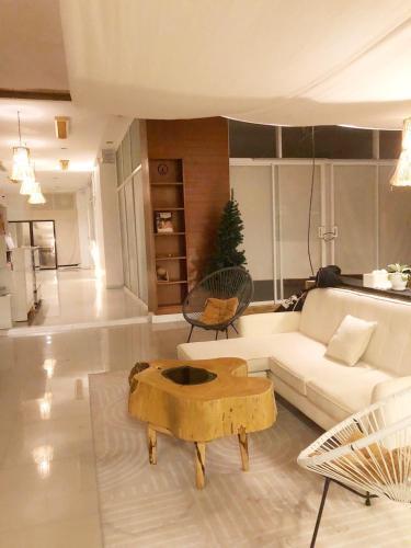 Comfortable Apartment in Kata - Tap to explore photos