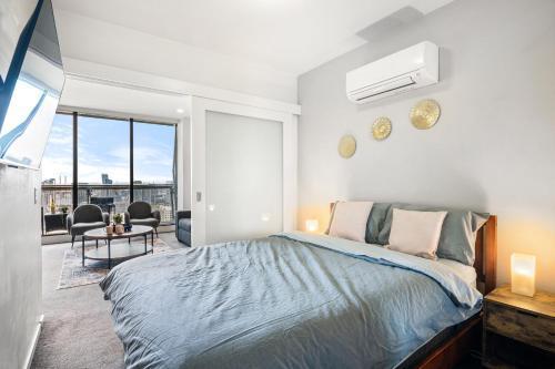Central Park of Melbourne Apartments - Tap to explore photos