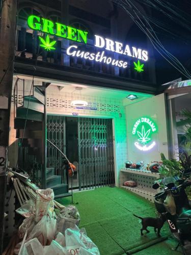 Green Dreams Guesthouse - Tap to explore photos