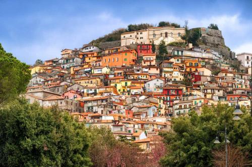 Casa sulla Rocca - Tap to explore photos