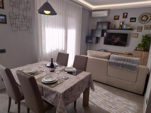 Terrazza & Mare - Apt Ristrutturato con Stile - Ostia Lido di Roma Room Type - One-Bedroom Apartment