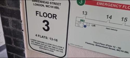 Entire Flat in King's Cross - Tap to explore photos