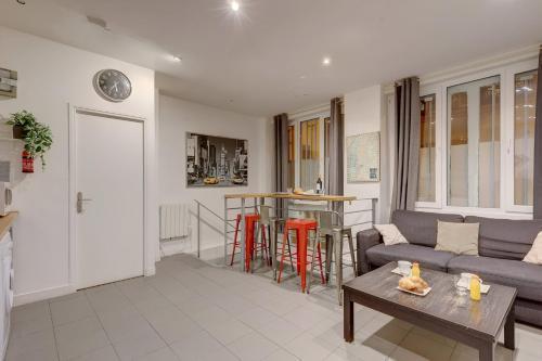 Bluestay 200 - Superb apartment - Tap to explore photos