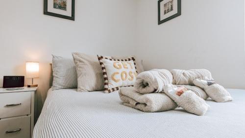 The Gloucester Studio In Paddington - Tap to explore photos