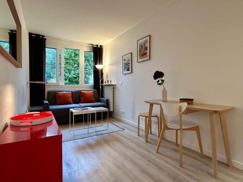 Fully equipped Studio - 2 guests - near metro - Tap to explore photos