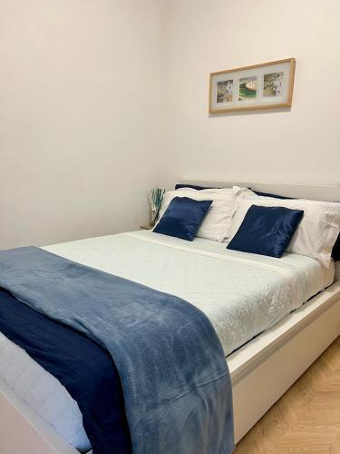 Vinc & Pina - Home Room Type - One-Bedroom Apartment Vinc & Pina - Home Room Type - One-Bedroom Apartment