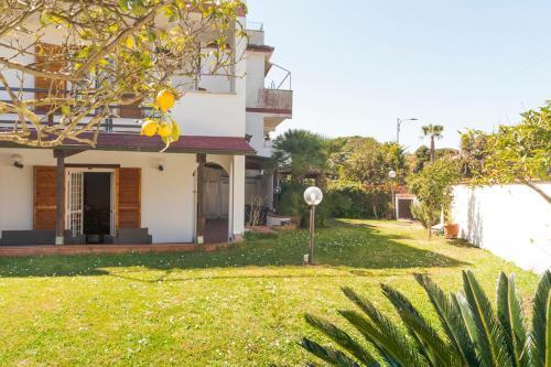 Fregene Beach House near Rome - Tap to explore photos
