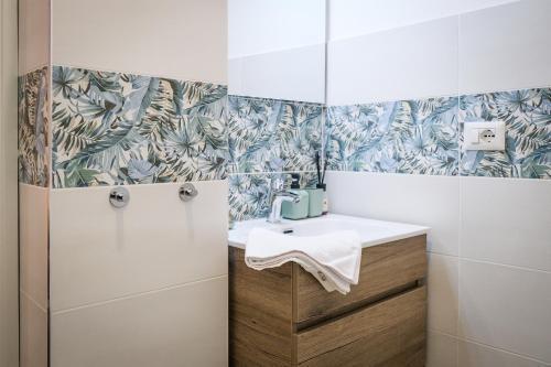 Marconi Suites Room Type - Double Room with Private Bathroom Marconi Suites Room Type - Double Room with Private Bathroom