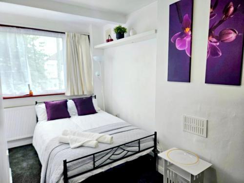 Cosy Room Stay 4 - Tap to explore photos
