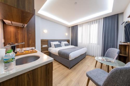 Beyzas Hotels & Suites Room Type - Standard Double or Twin Room Beyzas Hotels & Suites Room Type - Standard Double or Twin Room