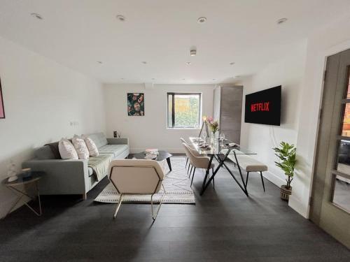 Modern one bedroom flat in the Heart of London - Tap to explore photos