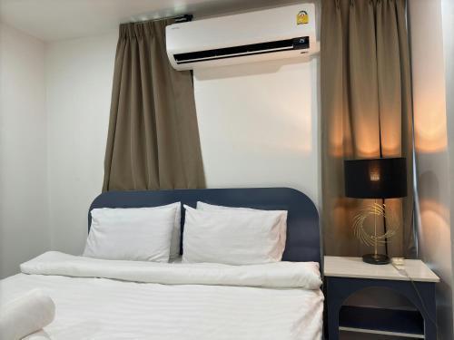 Breezewood Bangkok Hotel Room Type - Deluxe Suite