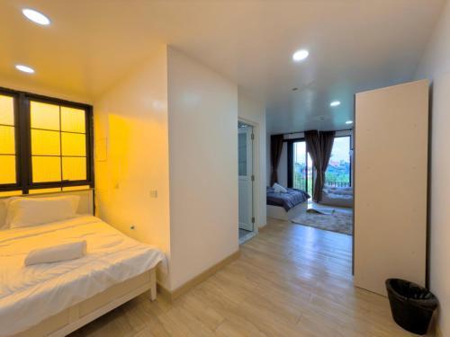 Breezewood Bangkok Hotel Room Type - Family Room Breezewood Bangkok Hotel Room Type - Family Room