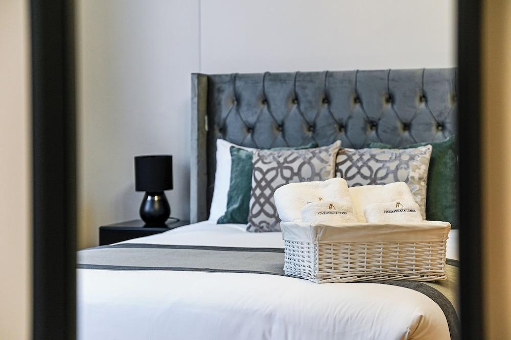 Avari Apartments - Princeton Collection - Tap to explore photos