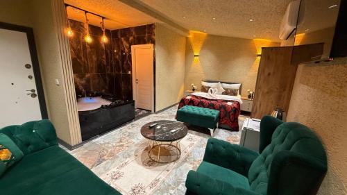 Kral As Suite Hotel - Tap to explore photos