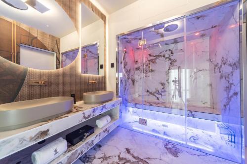 Tritone Luxury Suites Piazza del Popolo Room Type - Family Room with Sauna