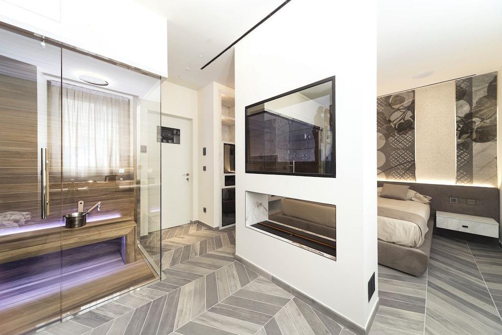 Tritone Luxury Suites Piazza del Popolo Room Type - Piazza Di Spagna - Comfort Room