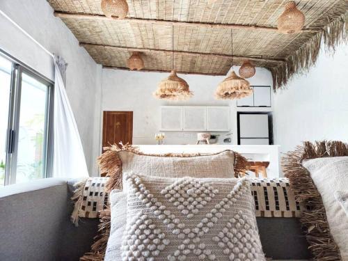 New 3Br 3Bath Lux Pool Villa, Bangrak Beach - Tap to explore photos