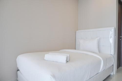 Wonderful and Homey Studio Vasaka Solterra Apartment By Travelio